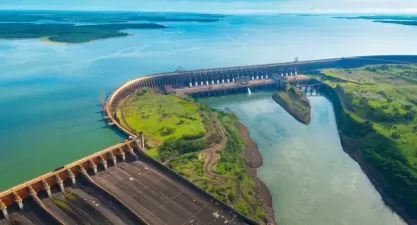 Hidrelétrica de Itaipu: Energia Limpa, Recordes e Turismo